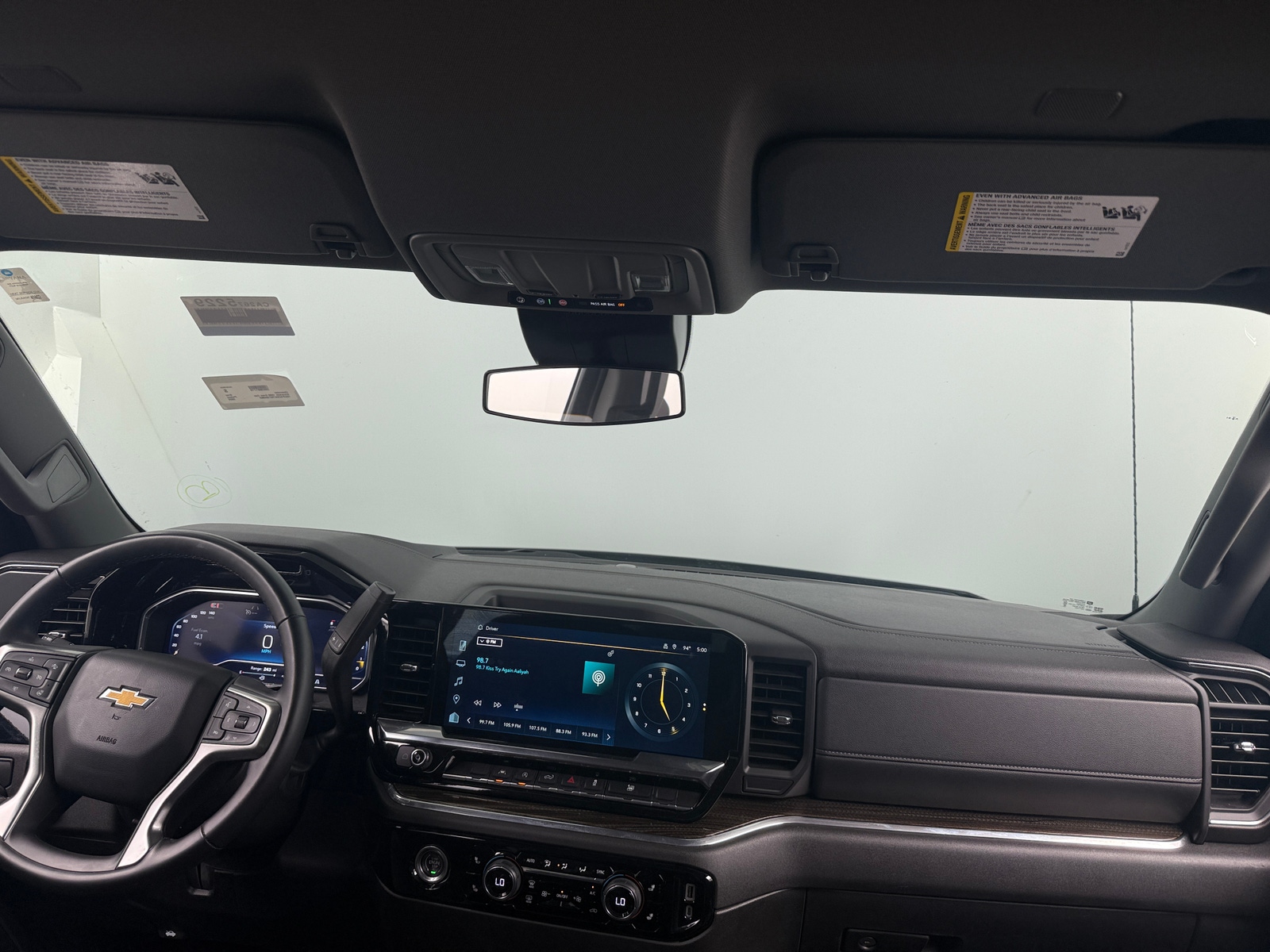 Thumbnail: 2024 Chevrolet Silverado 1500 - 3