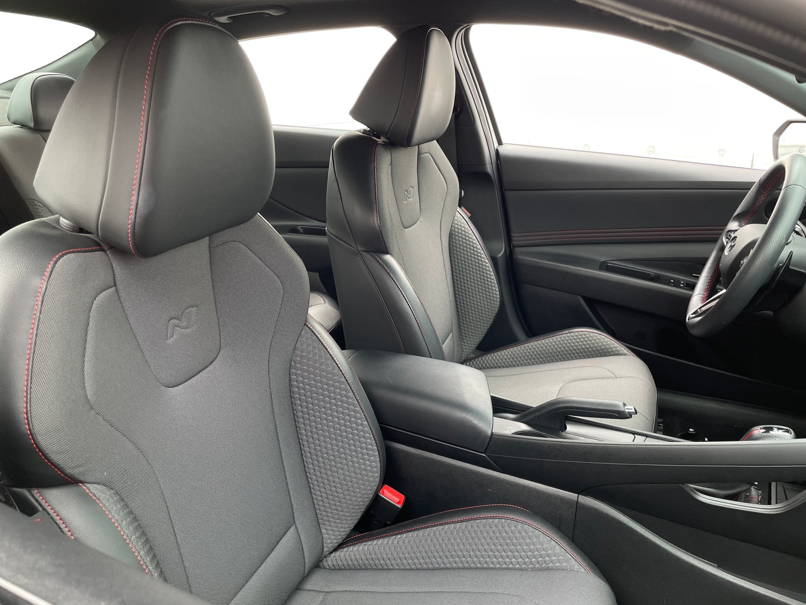 Thumbnail: 2023 Hyundai Elantra - 2