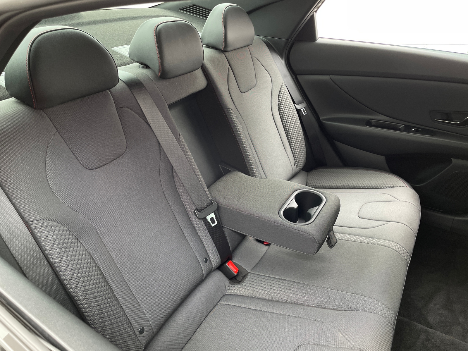 Thumbnail: 2023 Hyundai Elantra - 6
