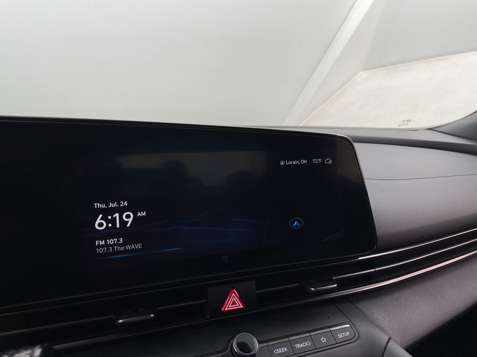 Thumbnail: 2023 Hyundai Elantra - 4