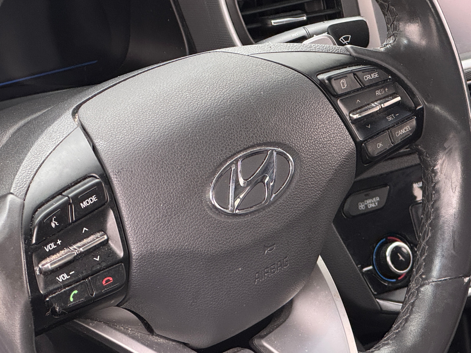 Thumbnail: 2019 Hyundai Ioniq - 5