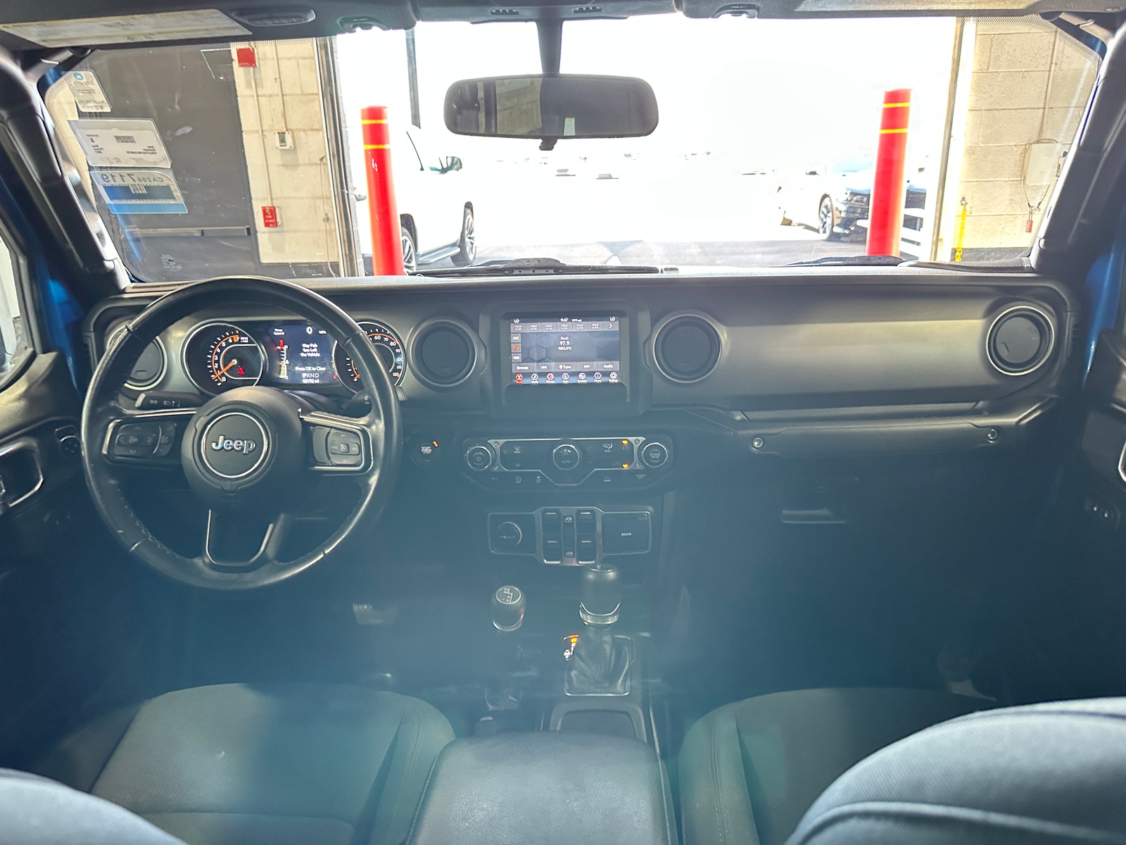 Thumbnail: 2021 Jeep Gladiator - 3