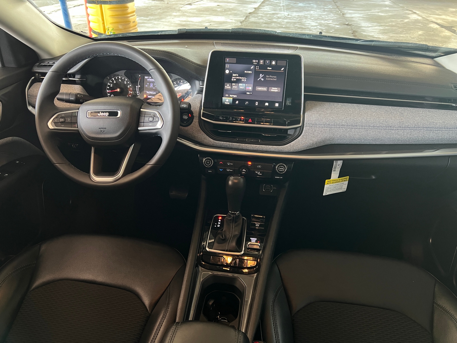 Thumbnail: 2022 Jeep Compass - 3