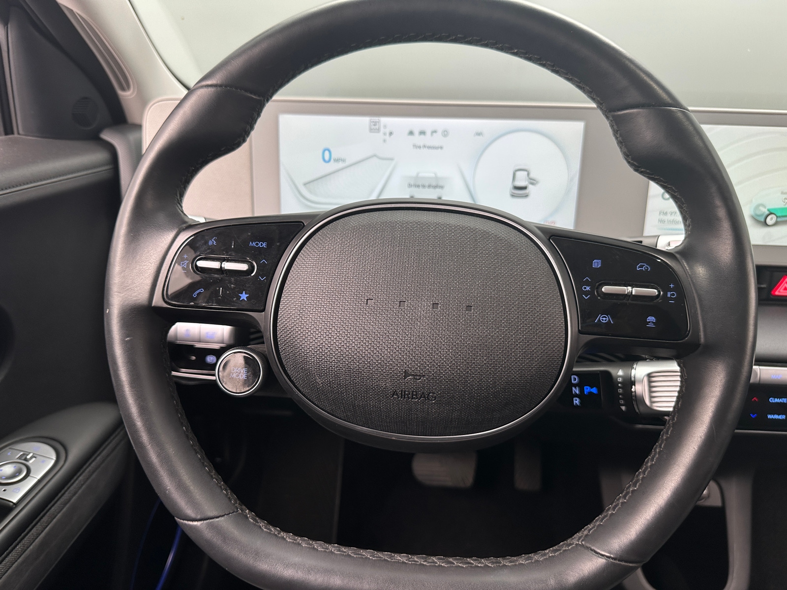 Thumbnail: 2022 Hyundai Ioniq 5 - 4