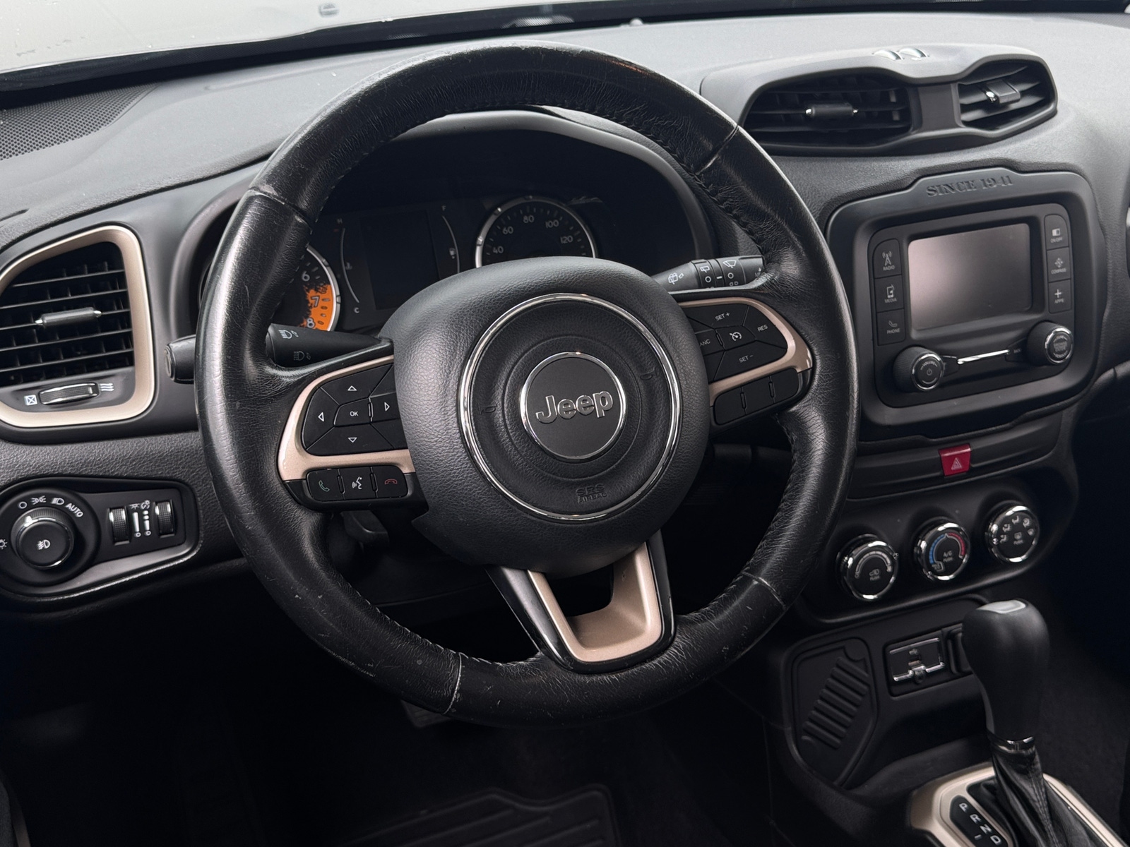 Thumbnail: 2017 Jeep Renegade - 5