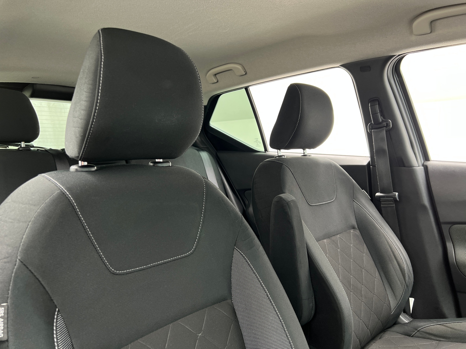 Thumbnail: 2019 Nissan Kicks - 2