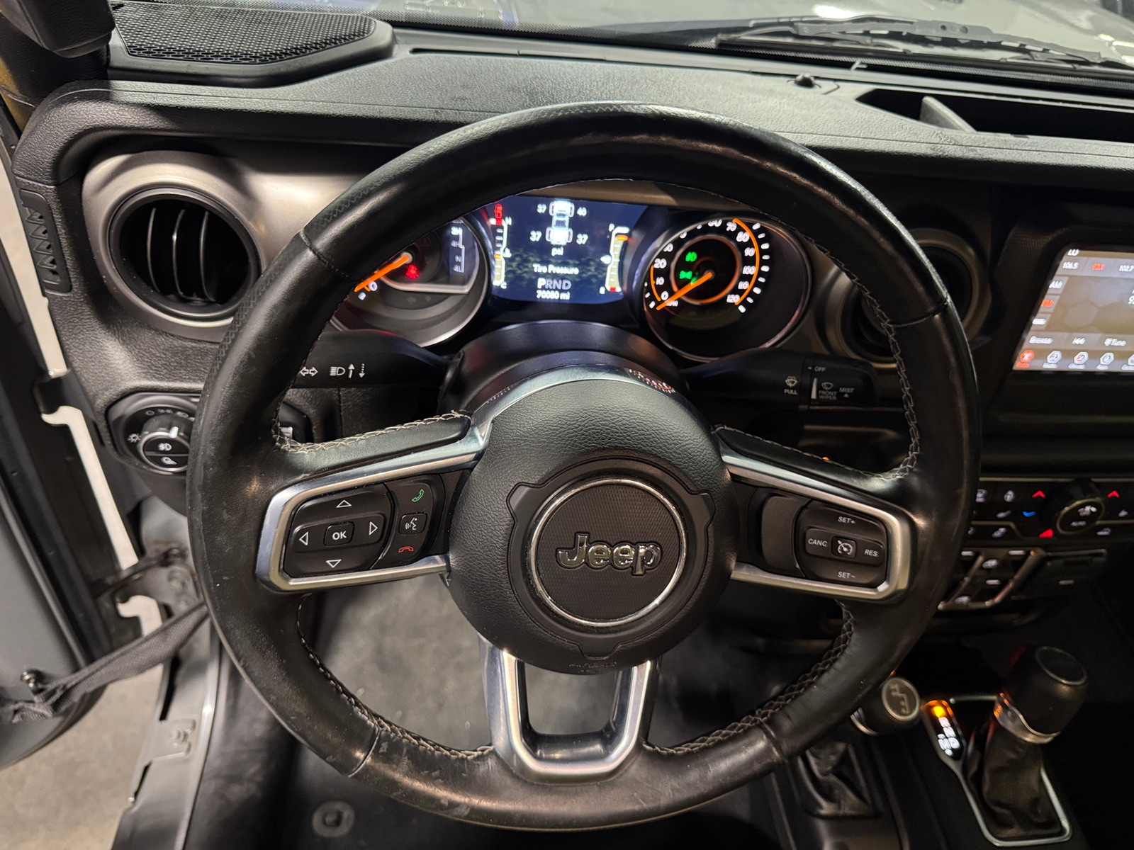 Thumbnail: 2020 Jeep Gladiator - 5