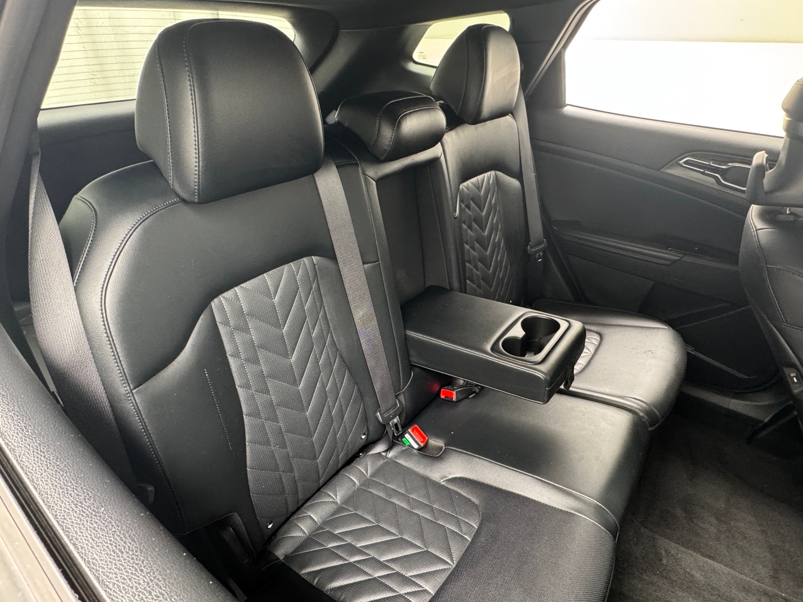 Thumbnail: 2023 Kia Sportage - 5