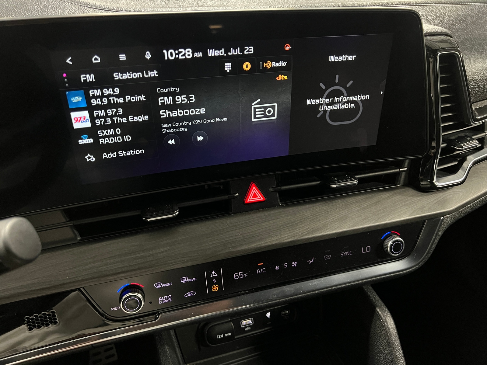 Thumbnail: 2023 Kia Sportage - 3