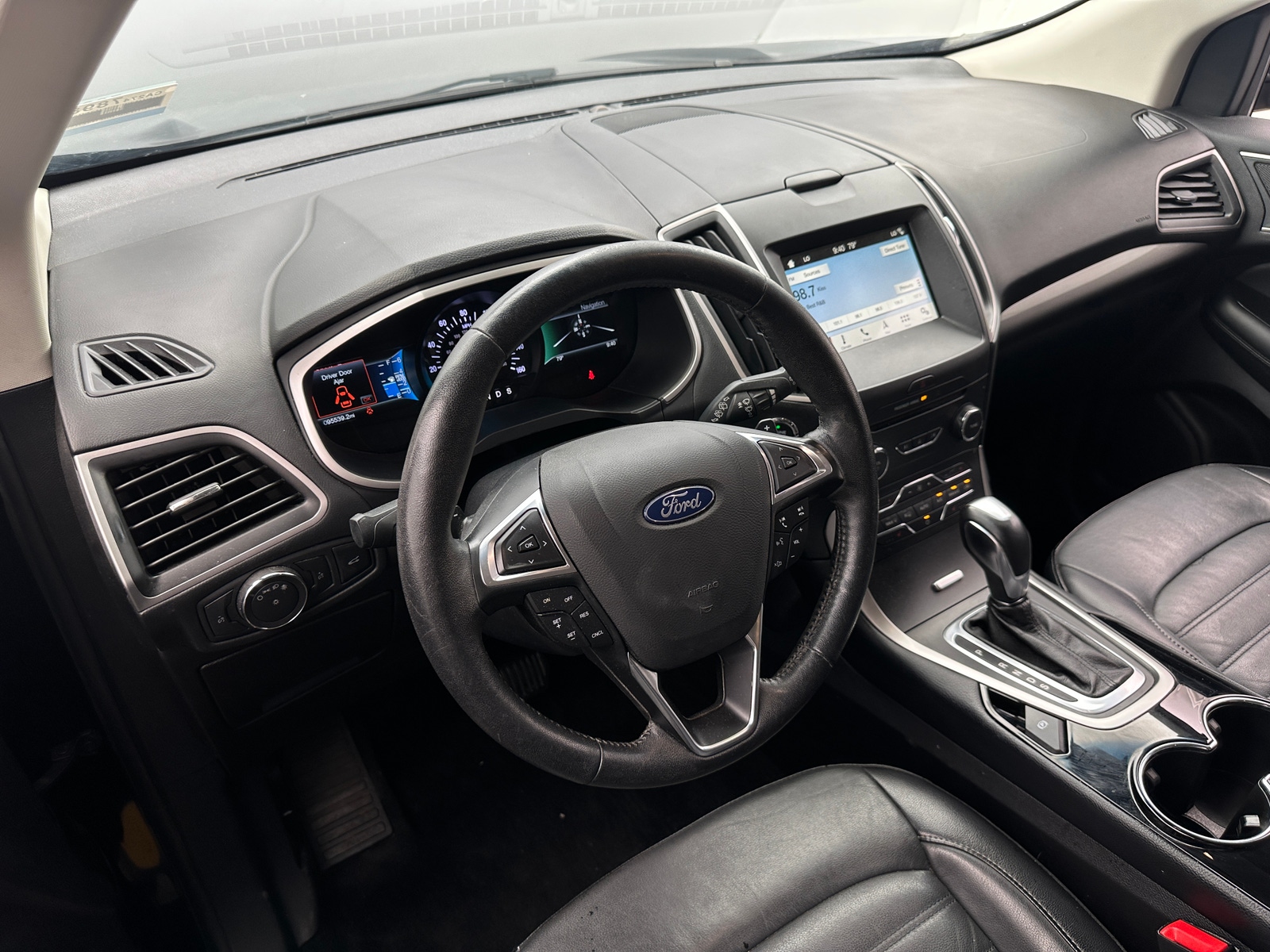 Thumbnail: 2018 Ford Edge - 3