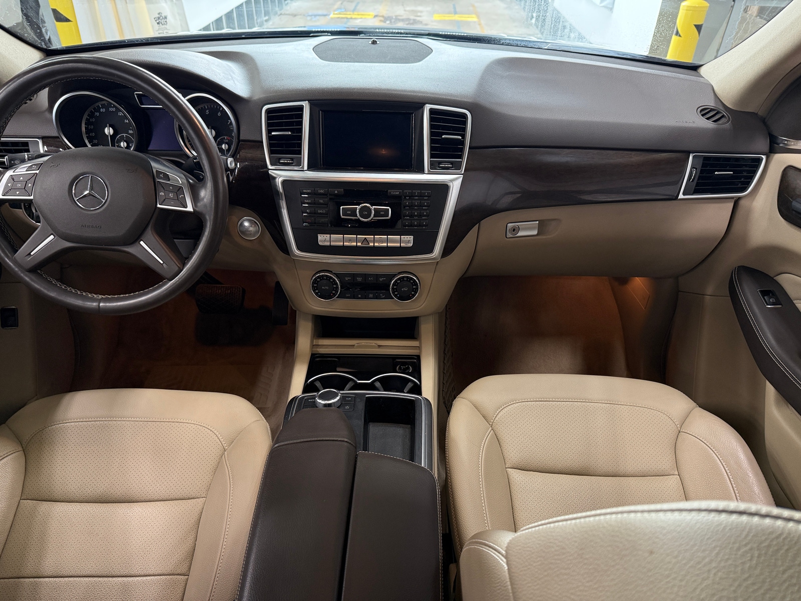 Thumbnail: 2015 Mercedes-Benz M-Class - 3
