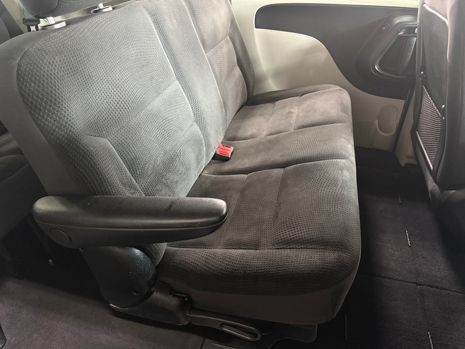 Thumbnail: 2019 Dodge Grand Caravan - 6