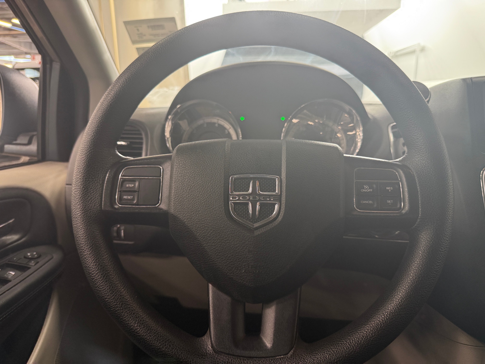 Thumbnail: 2019 Dodge Grand Caravan - 5