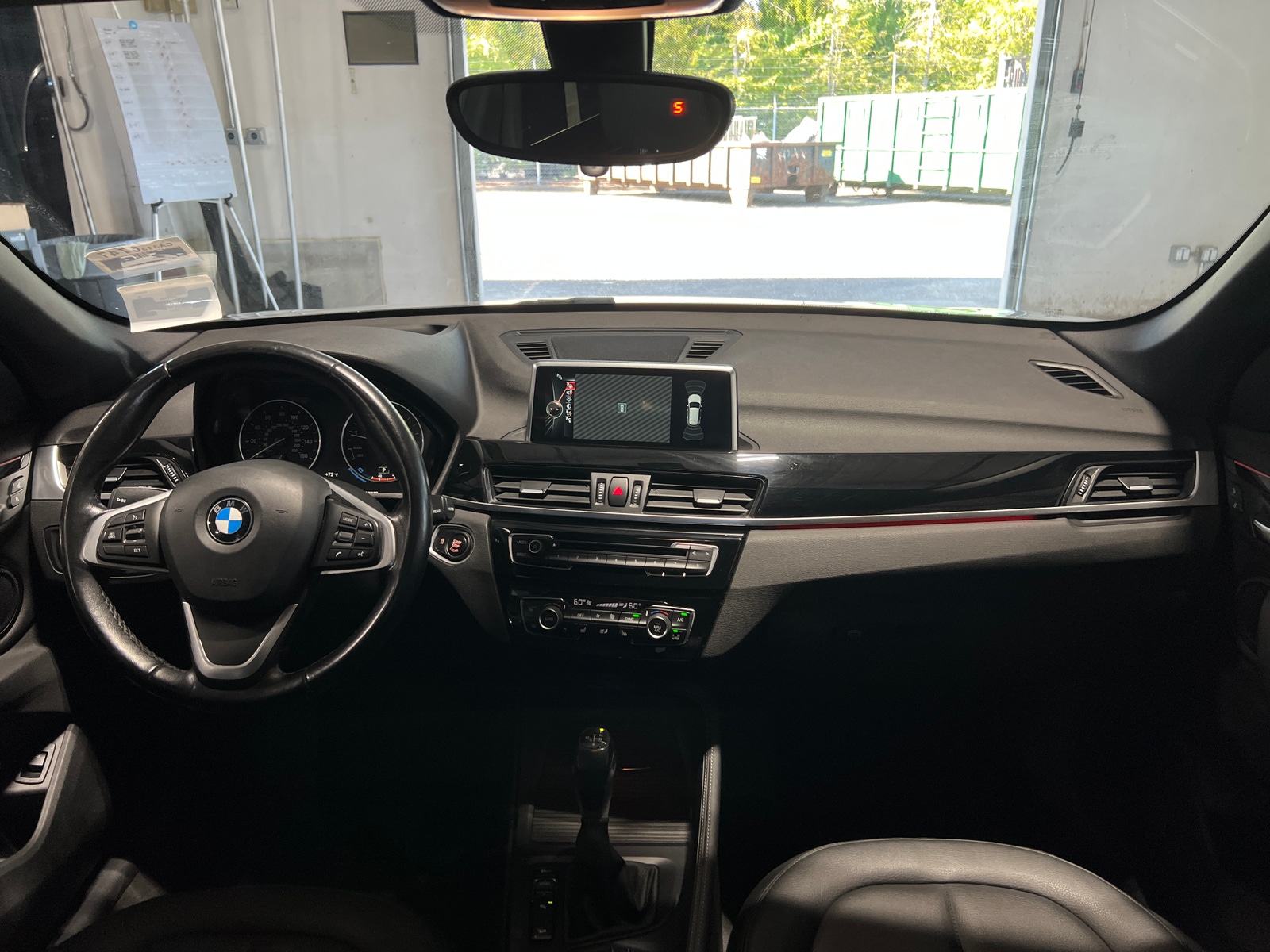 Thumbnail: 2017 BMW X1 - 2