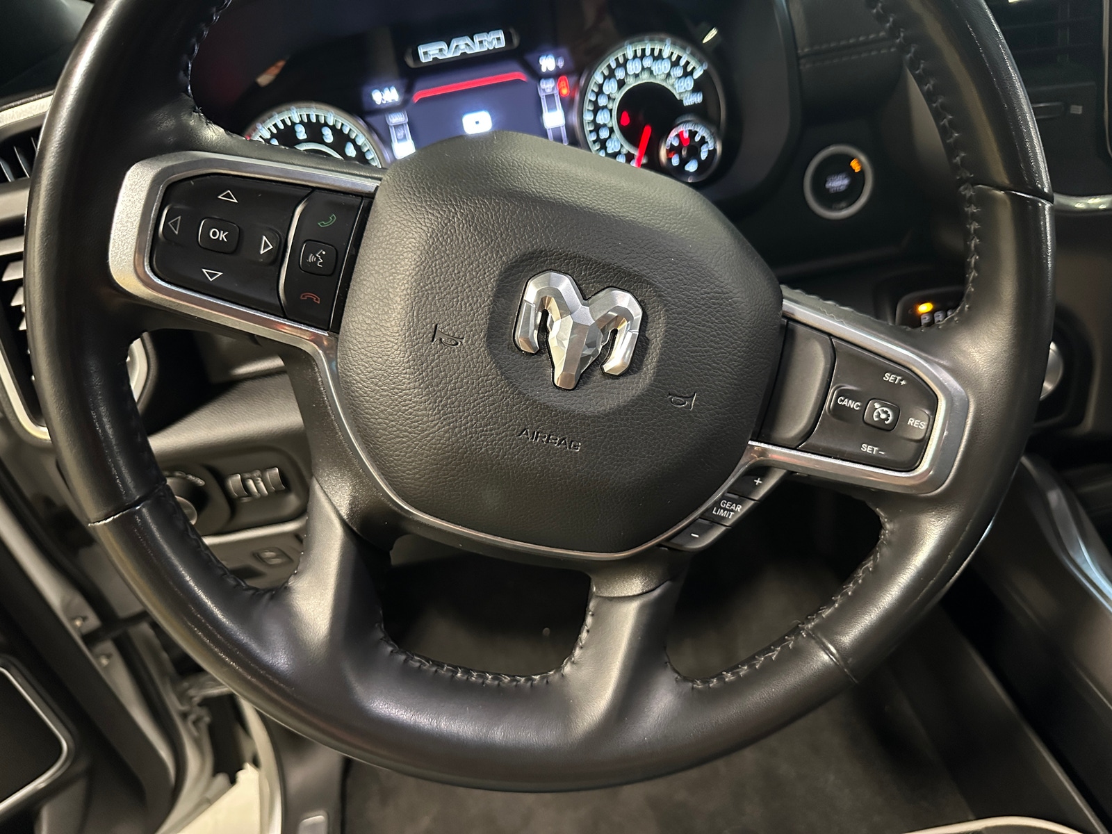 Thumbnail: 2022 RAM 1500 - 4
