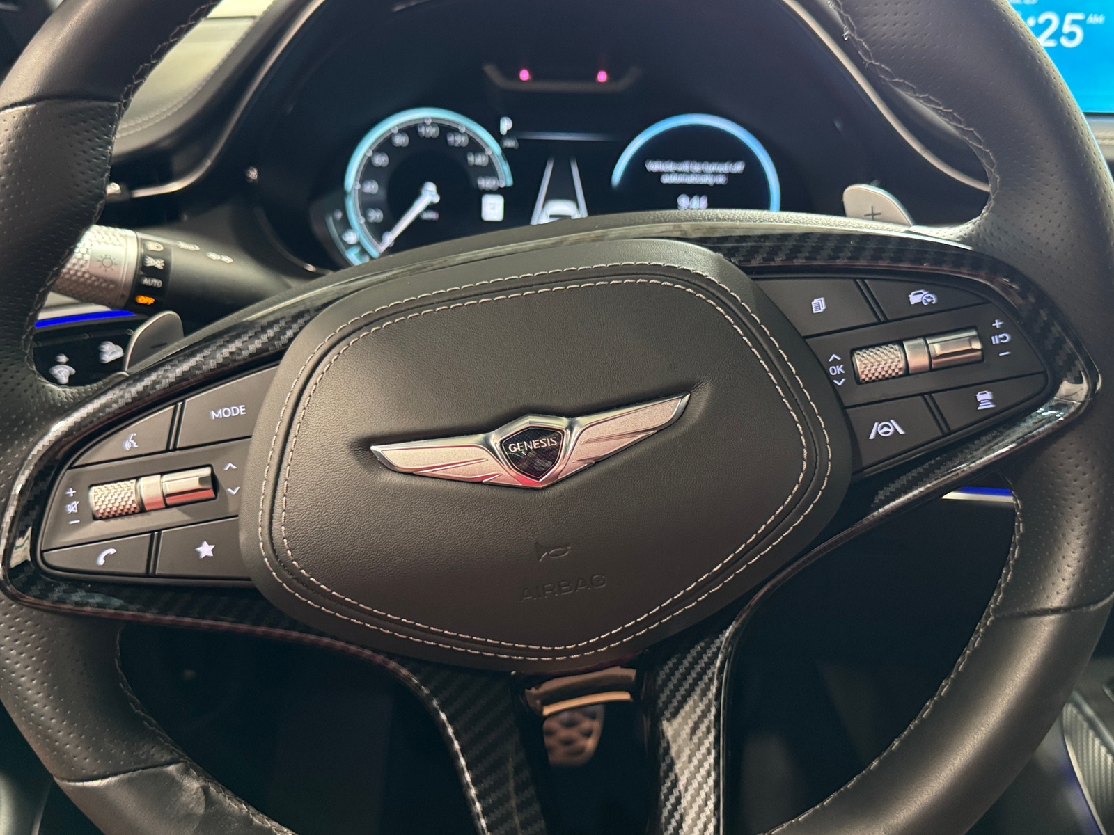 Thumbnail: 2023 Genesis GV70 - 4