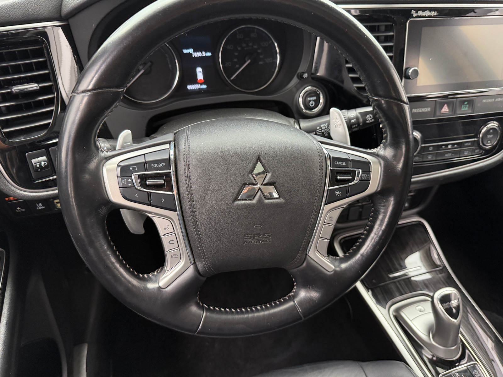 Thumbnail: 2018 Mitsubishi Outlander - 4