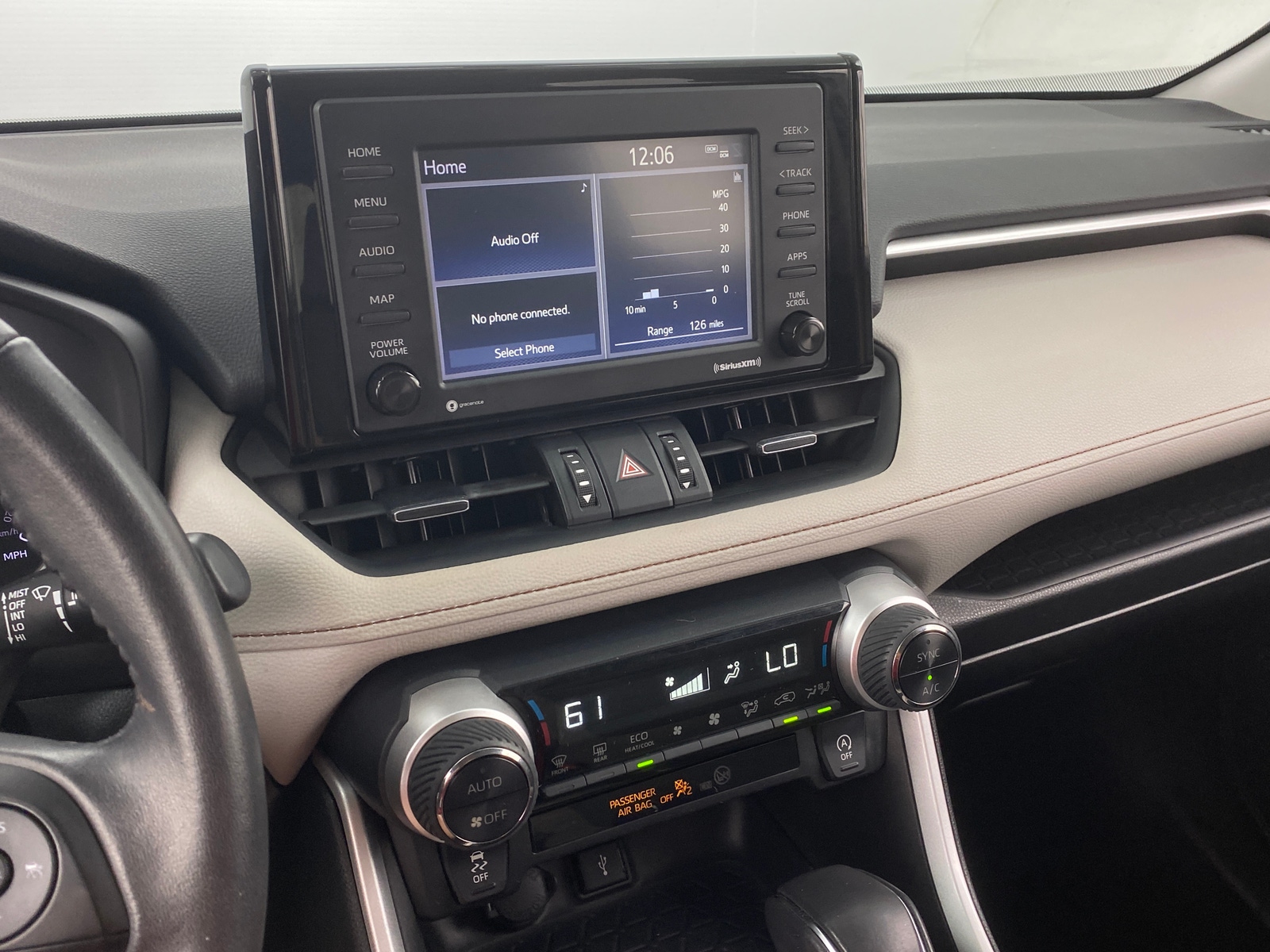 Thumbnail: 2021 Toyota RAV4 - 3