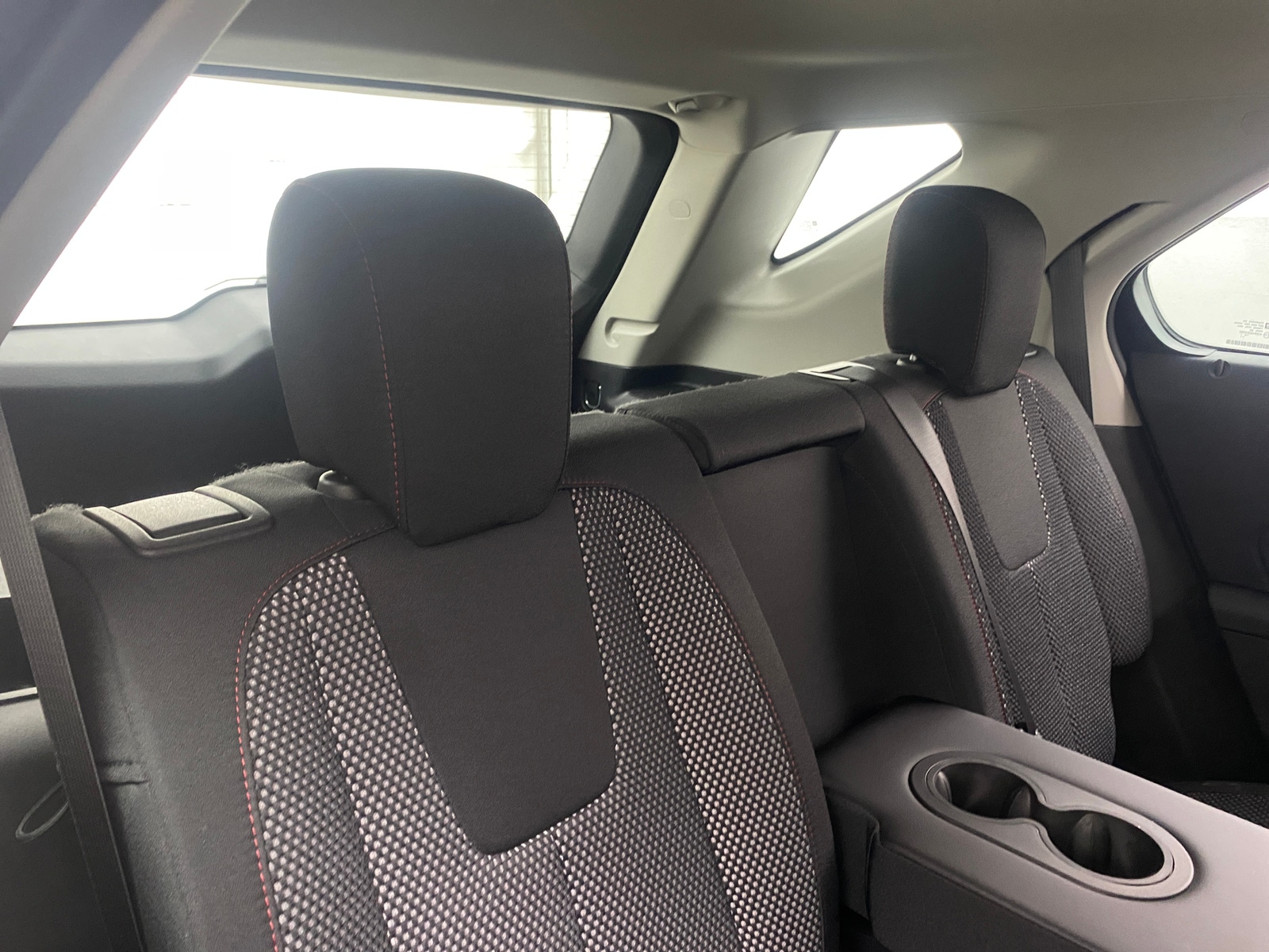 Thumbnail: 2017 Chevrolet Equinox - 6