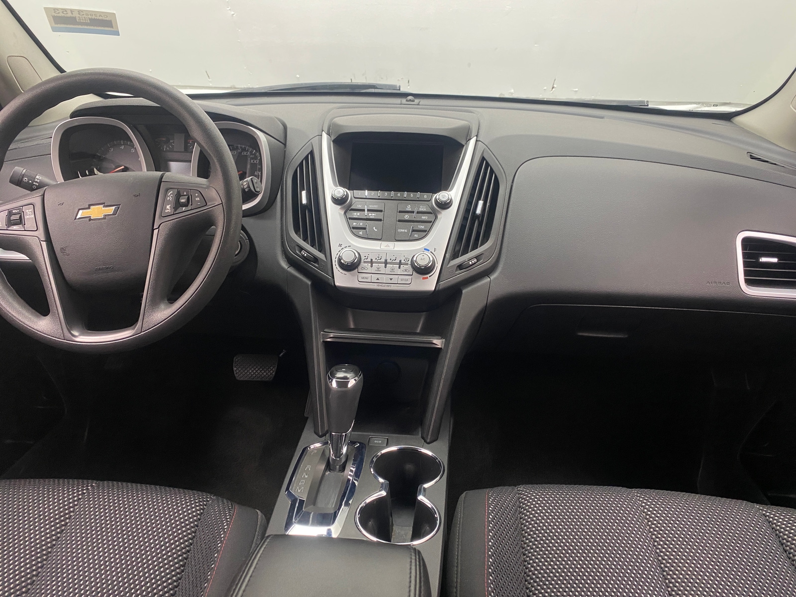 Thumbnail: 2017 Chevrolet Equinox - 3