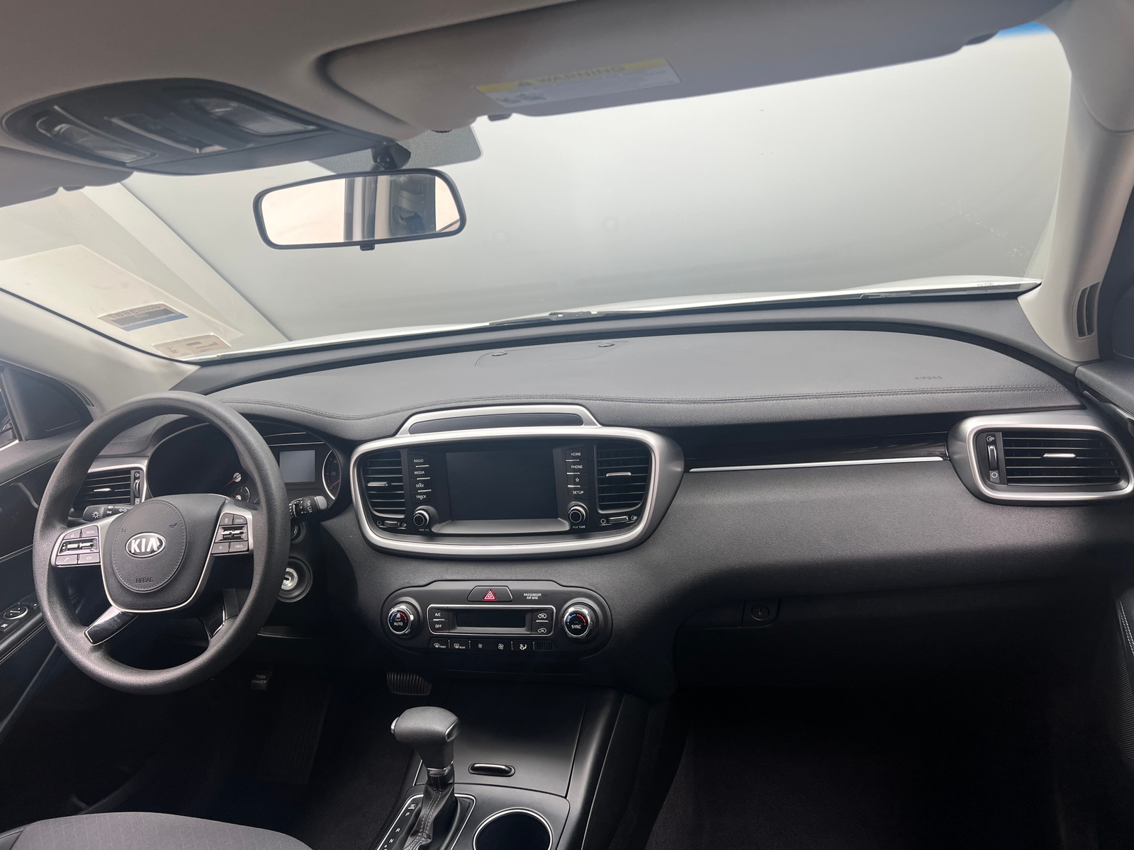 Thumbnail: 2019 Kia Sorento - 3