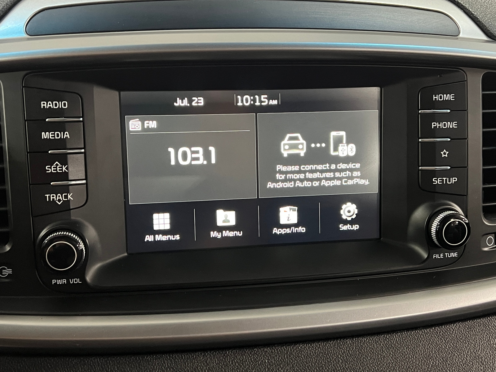 Thumbnail: 2019 Kia Sorento - 4
