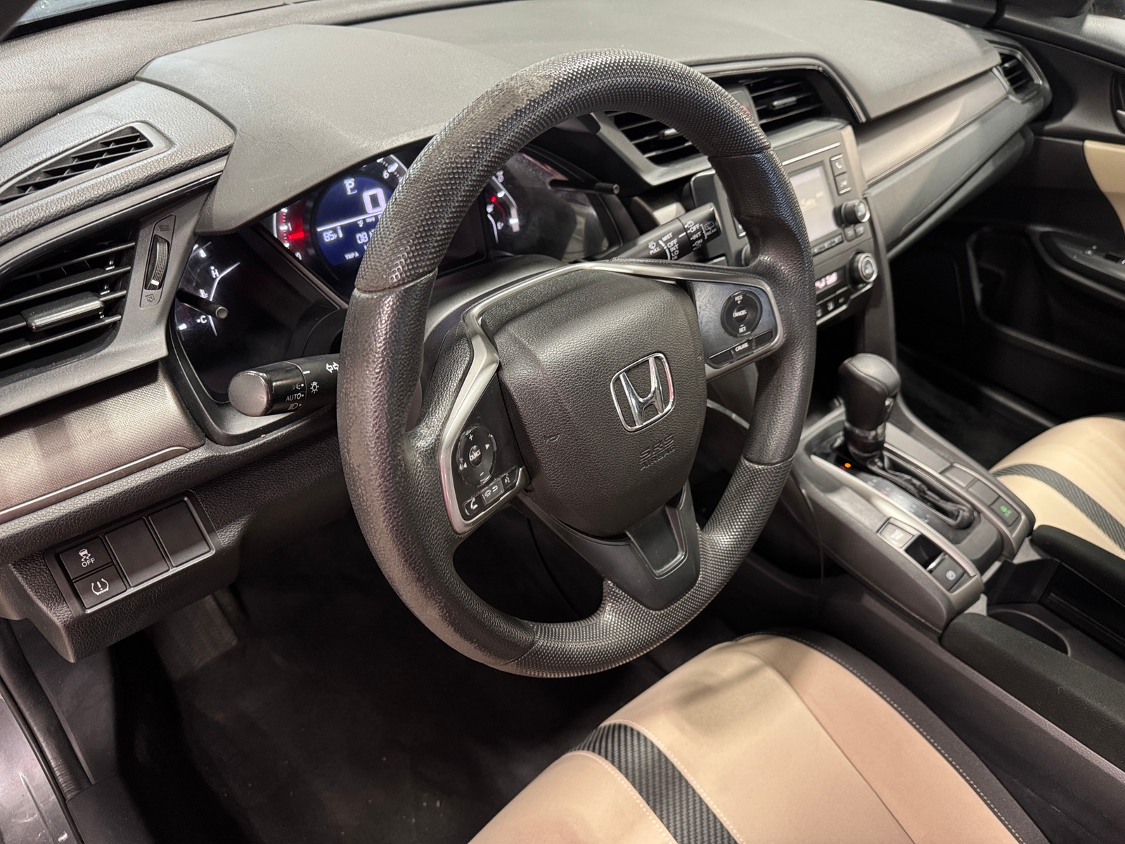 Thumbnail: 2018 Honda Civic - 3