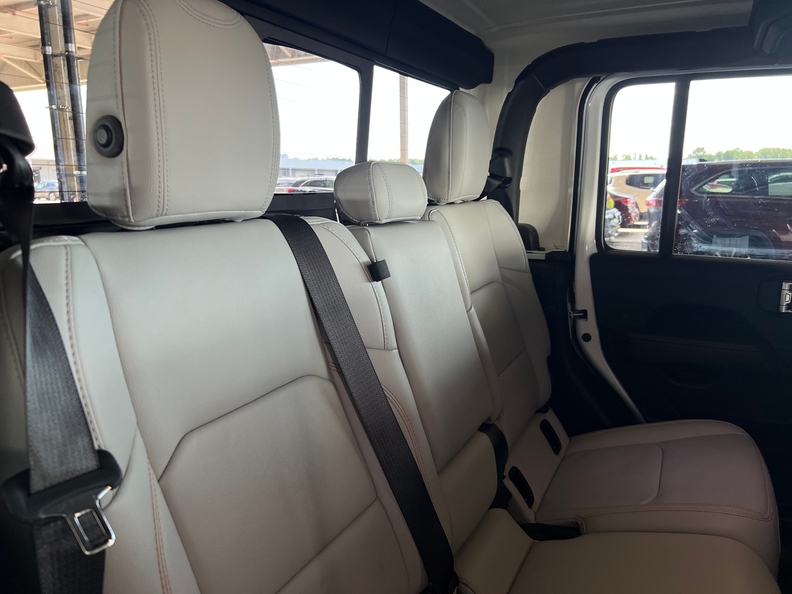 Thumbnail: 2021 Jeep Gladiator - 5