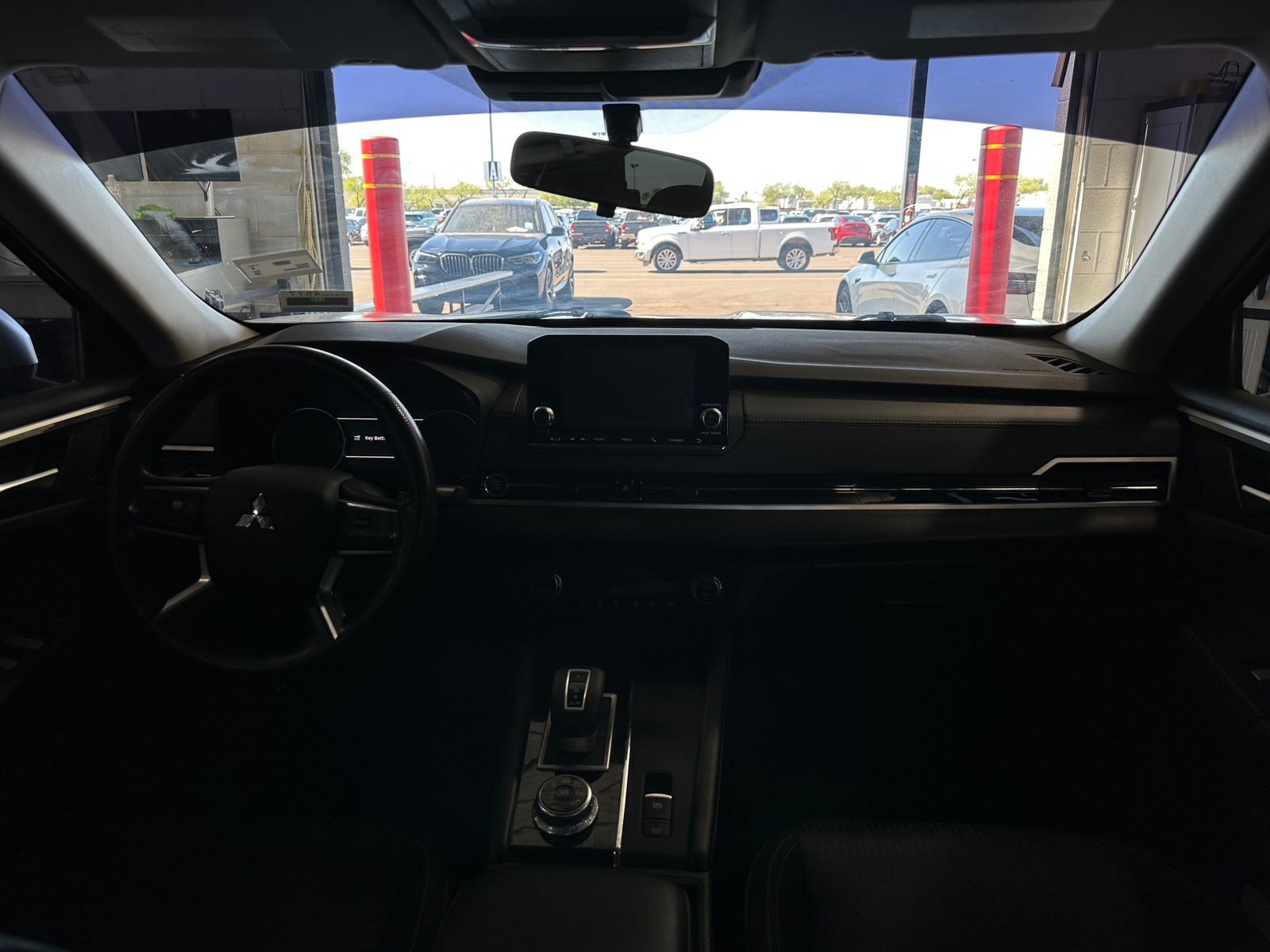 Thumbnail: 2022 Mitsubishi Outlander - 3