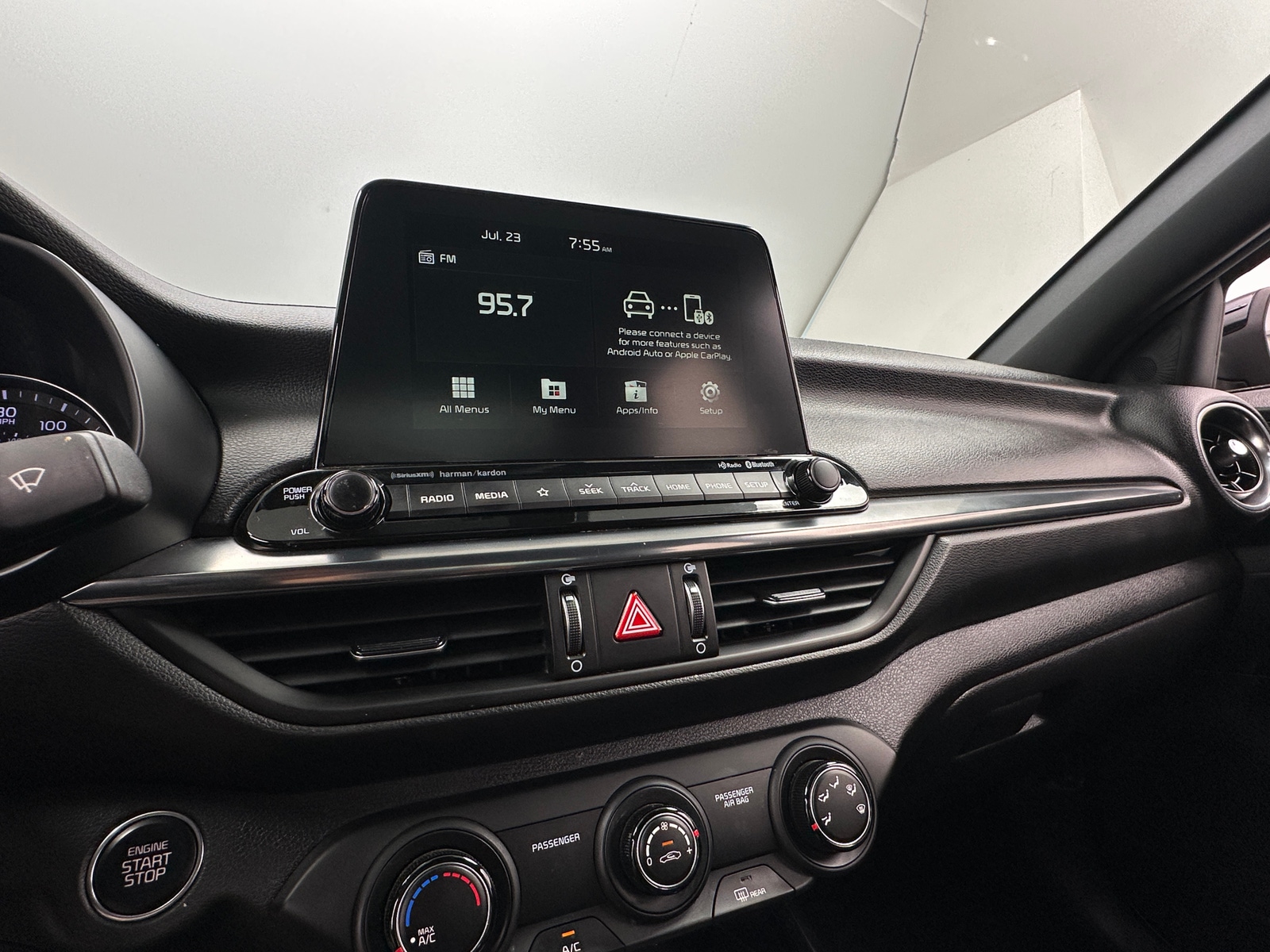 Thumbnail: 2021 Kia Forte - 3
