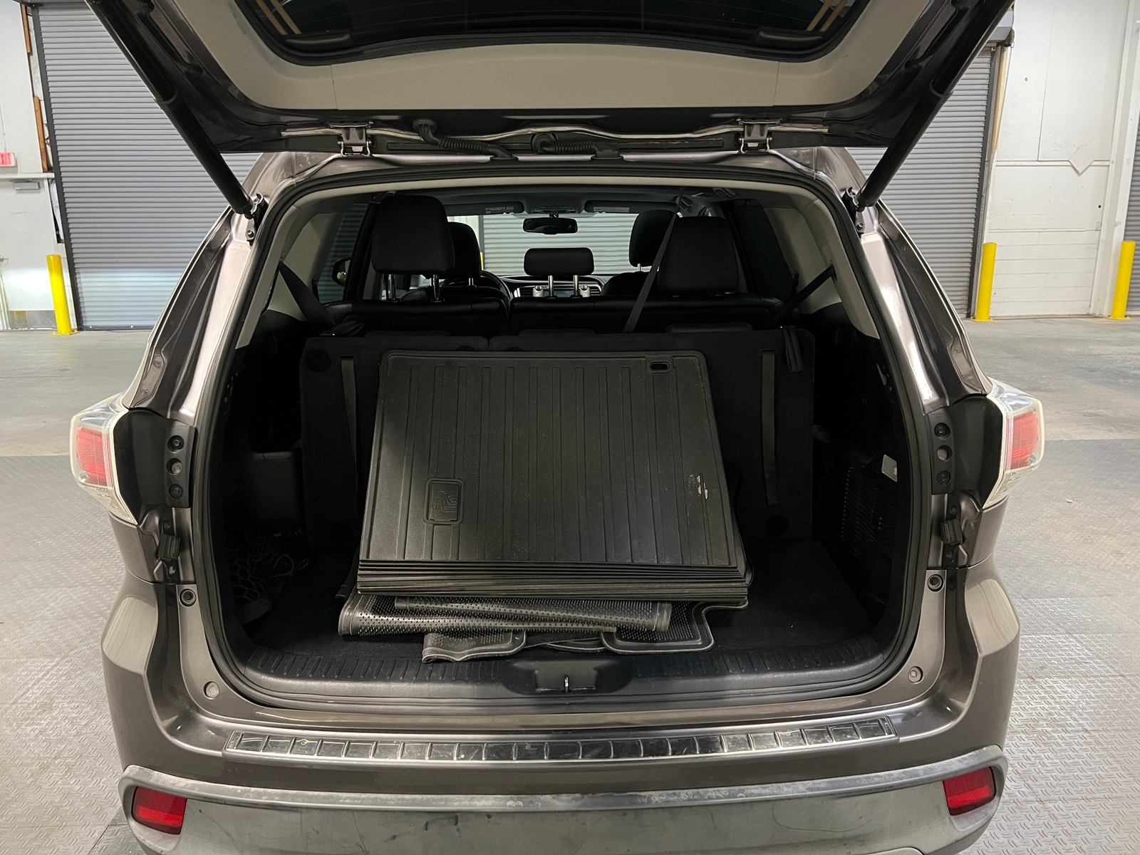 Thumbnail: 2015 Toyota Highlander - 6