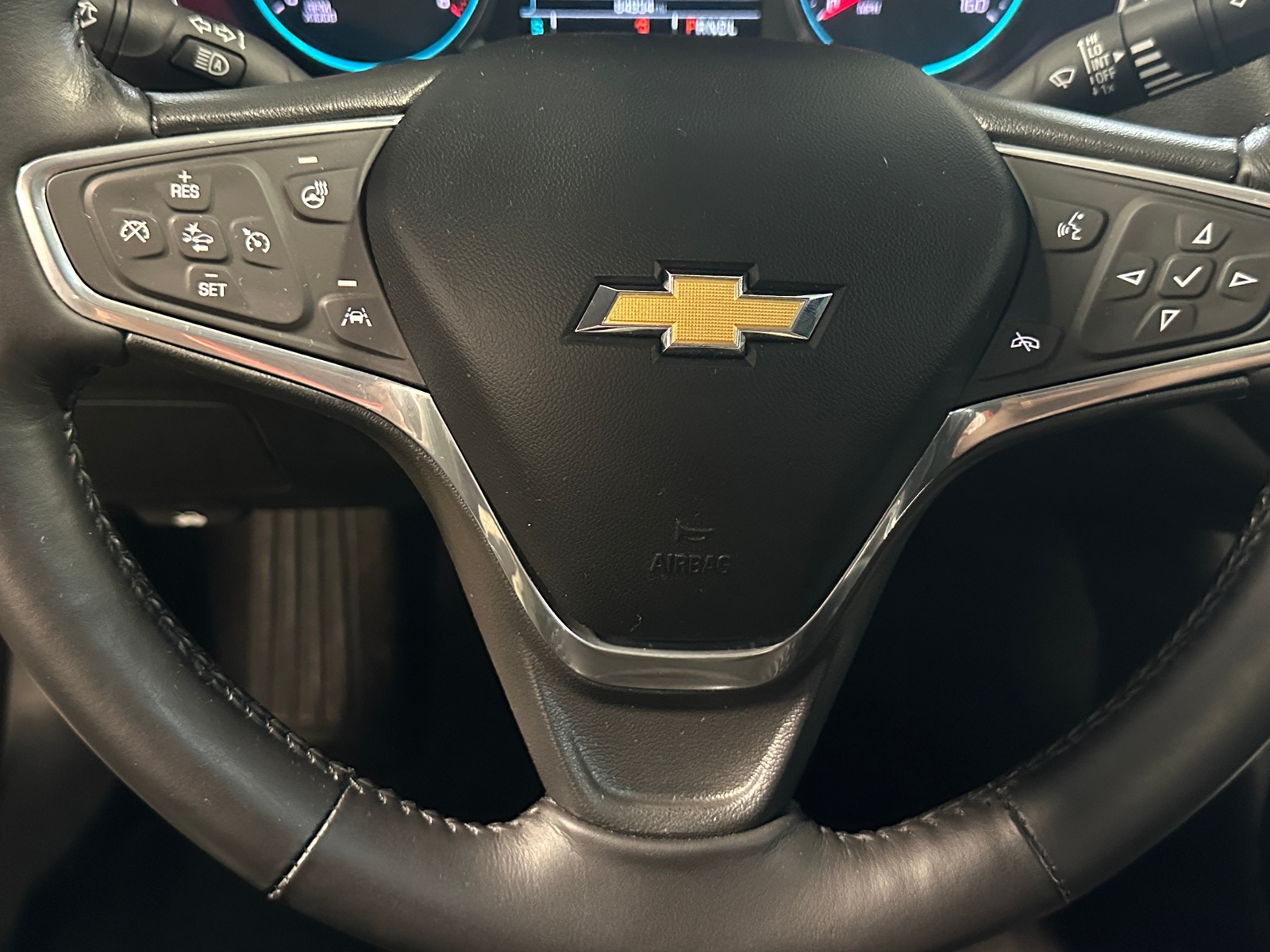 Thumbnail: 2016 Chevrolet Malibu - 4