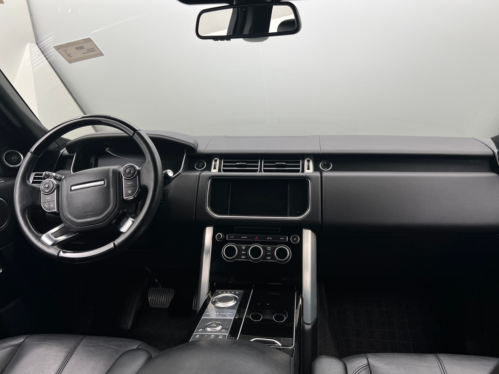 Thumbnail: 2016 Land Rover Range Rover - 2