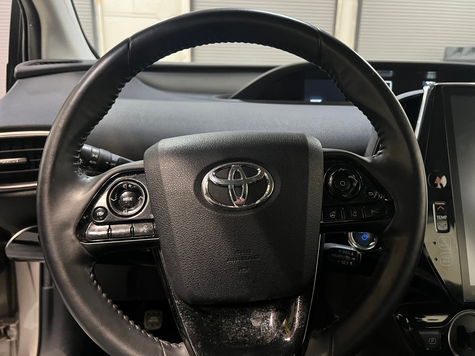 Thumbnail: 2021 Toyota Prius Prime - 4