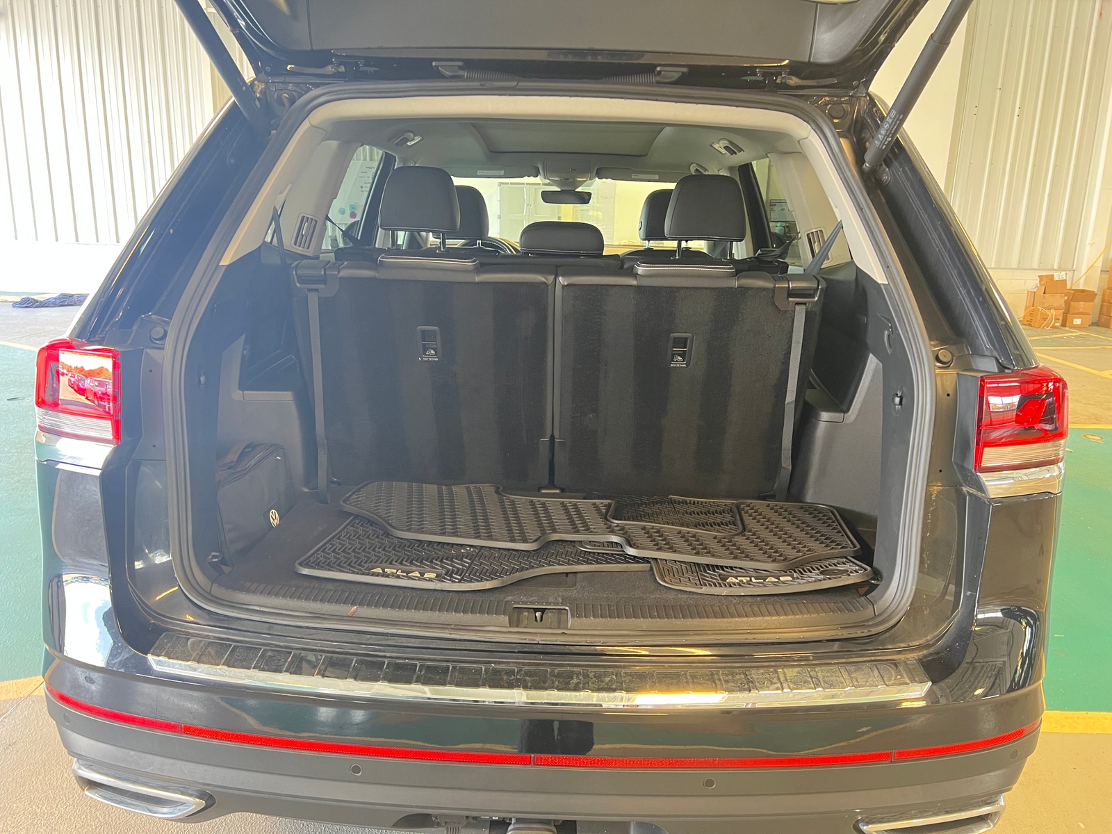 Thumbnail: 2023 Volkswagen Atlas - 6