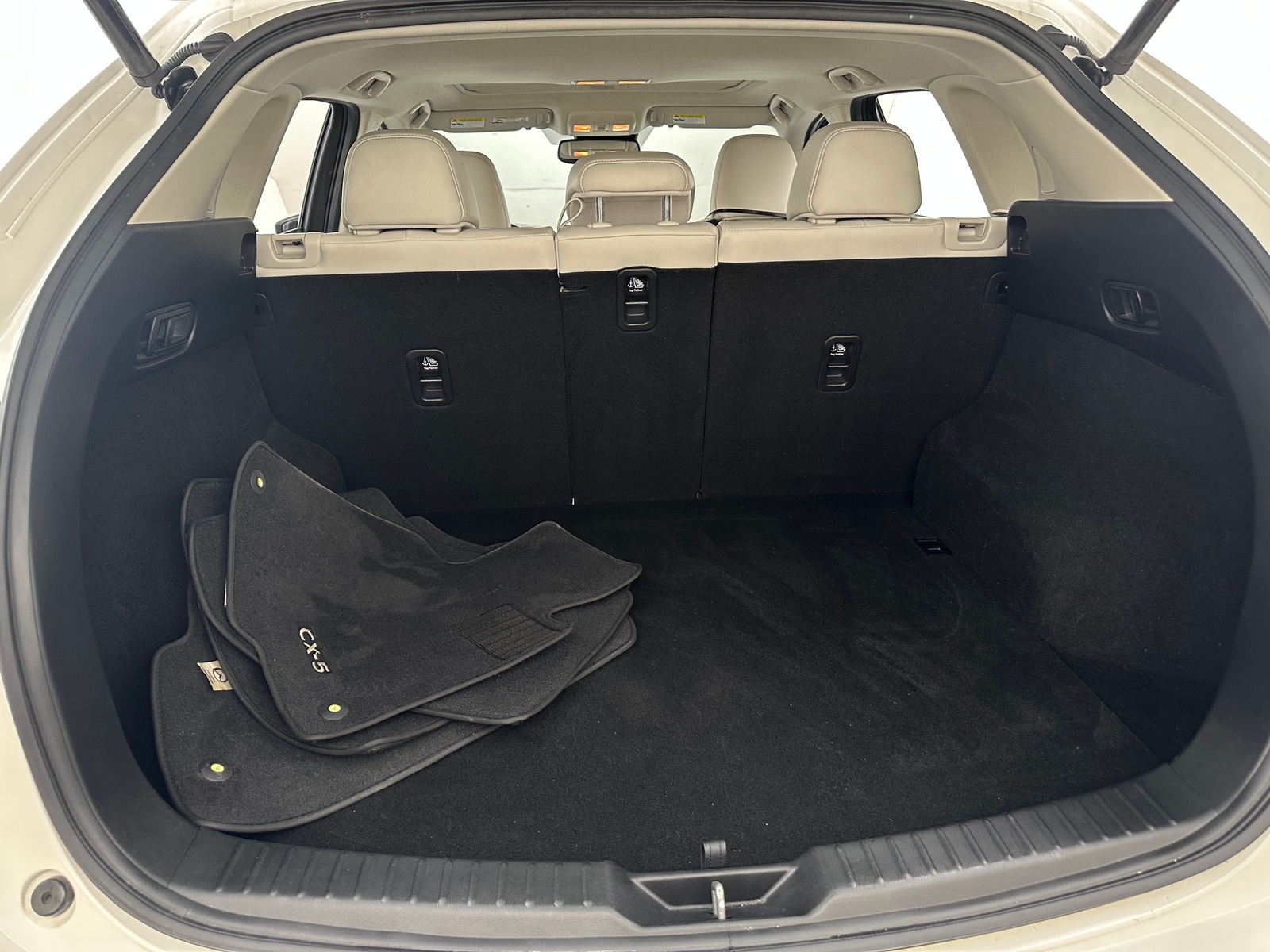 Thumbnail: 2020 Mazda CX-5 - 6