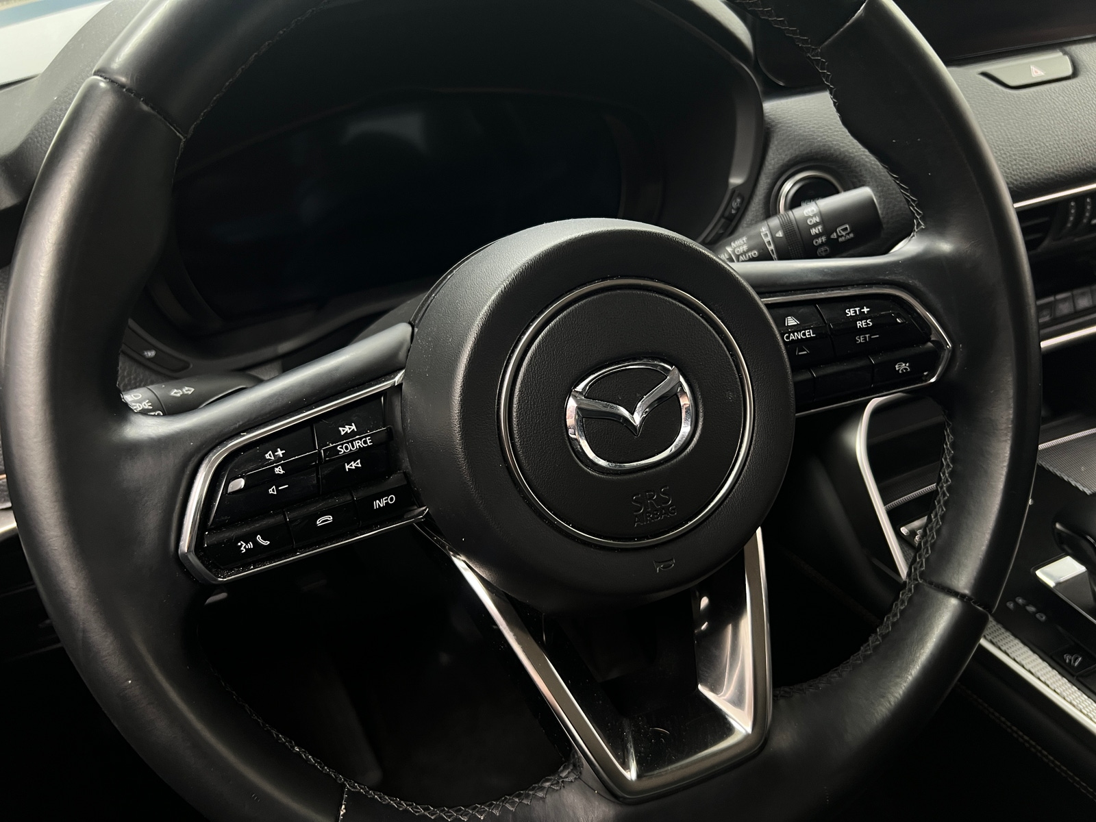 Thumbnail: 2024 Mazda CX-90 - 4