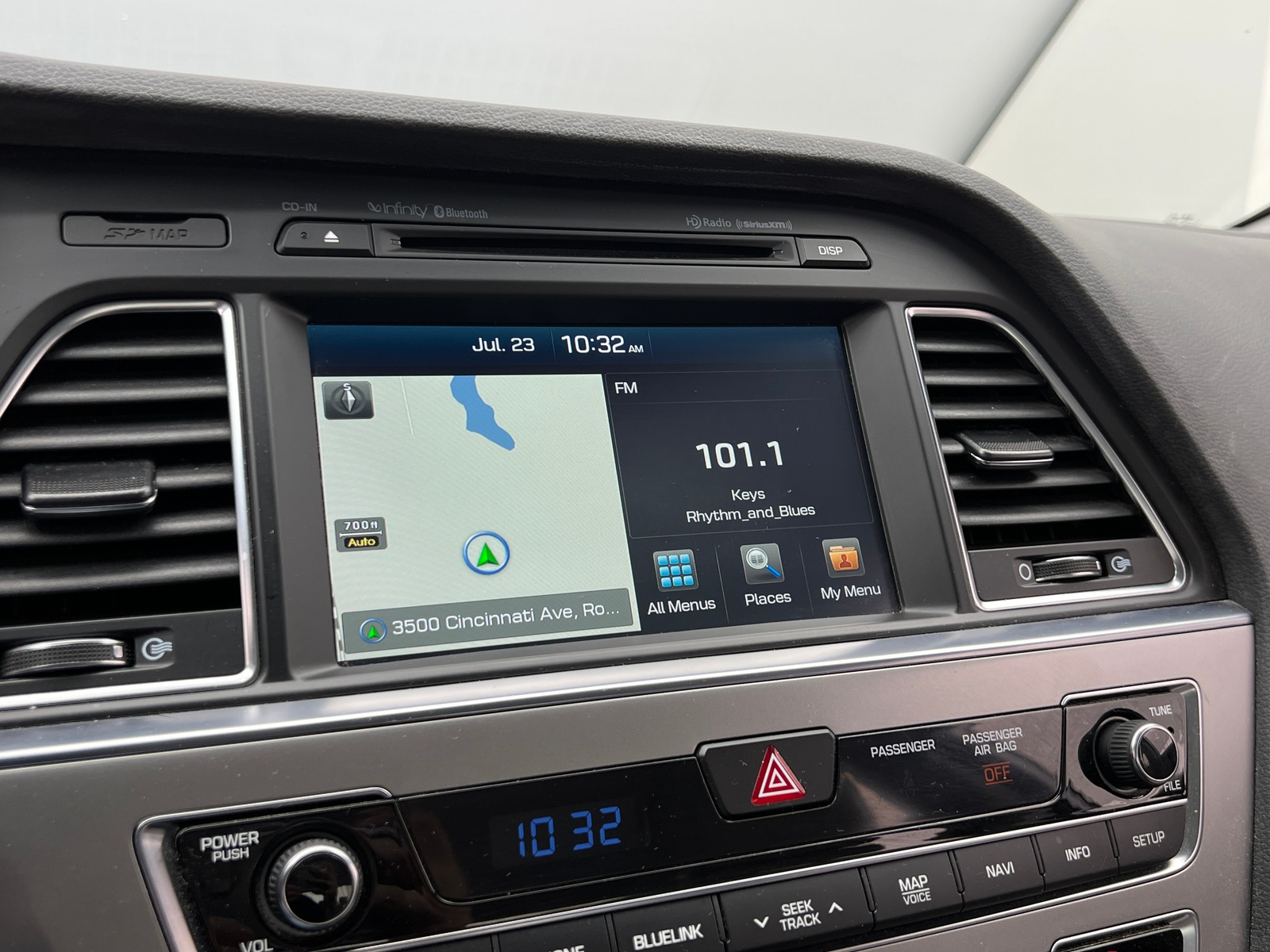 Thumbnail: 2015 Hyundai Sonata - 3