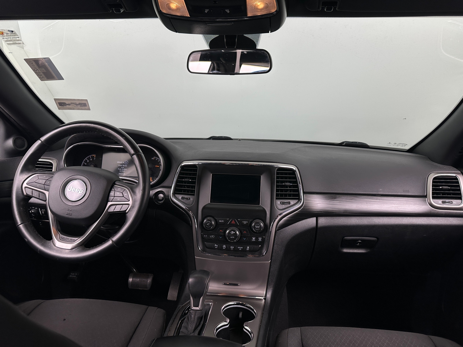 Thumbnail: 2019 Jeep Grand Cherokee - 3