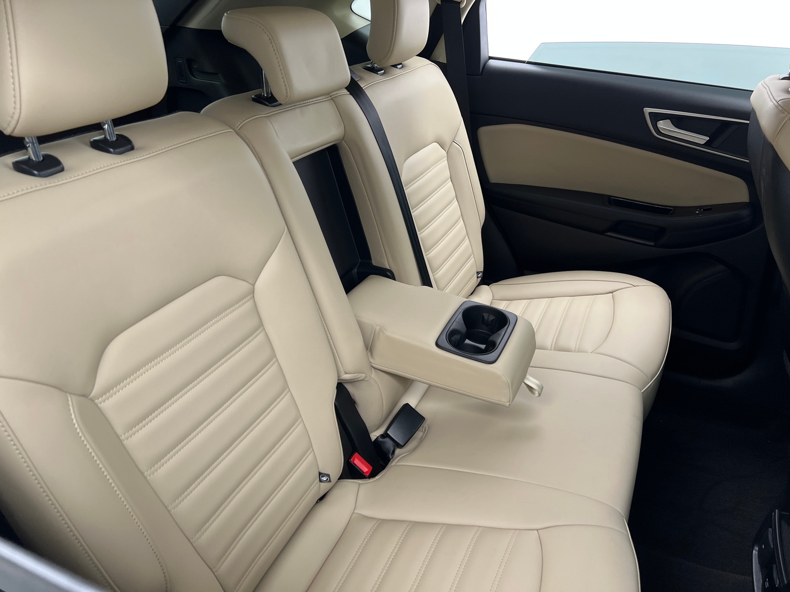 Thumbnail: 2019 Ford Edge - 6