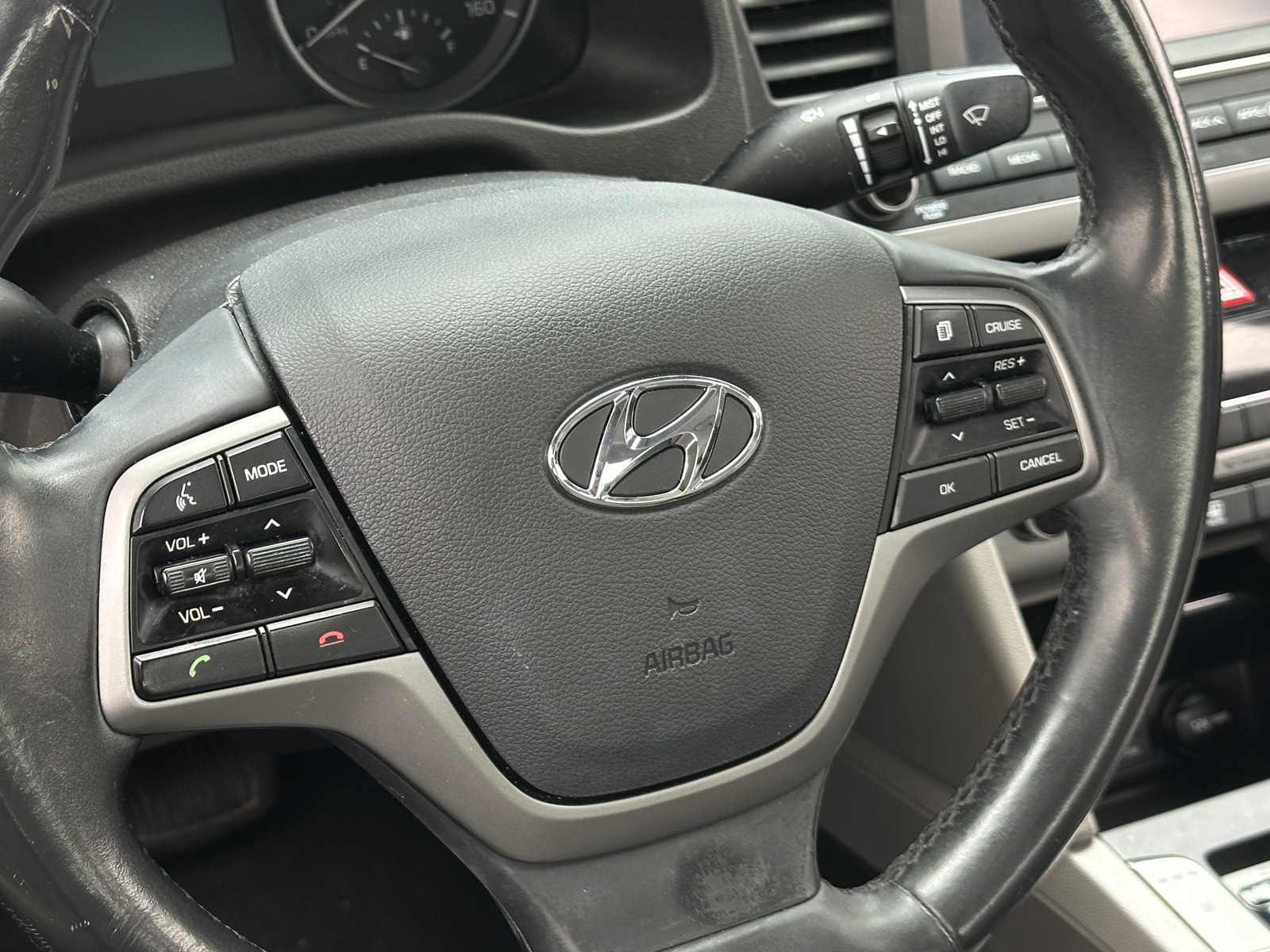 Thumbnail: 2018 Hyundai Elantra - 5