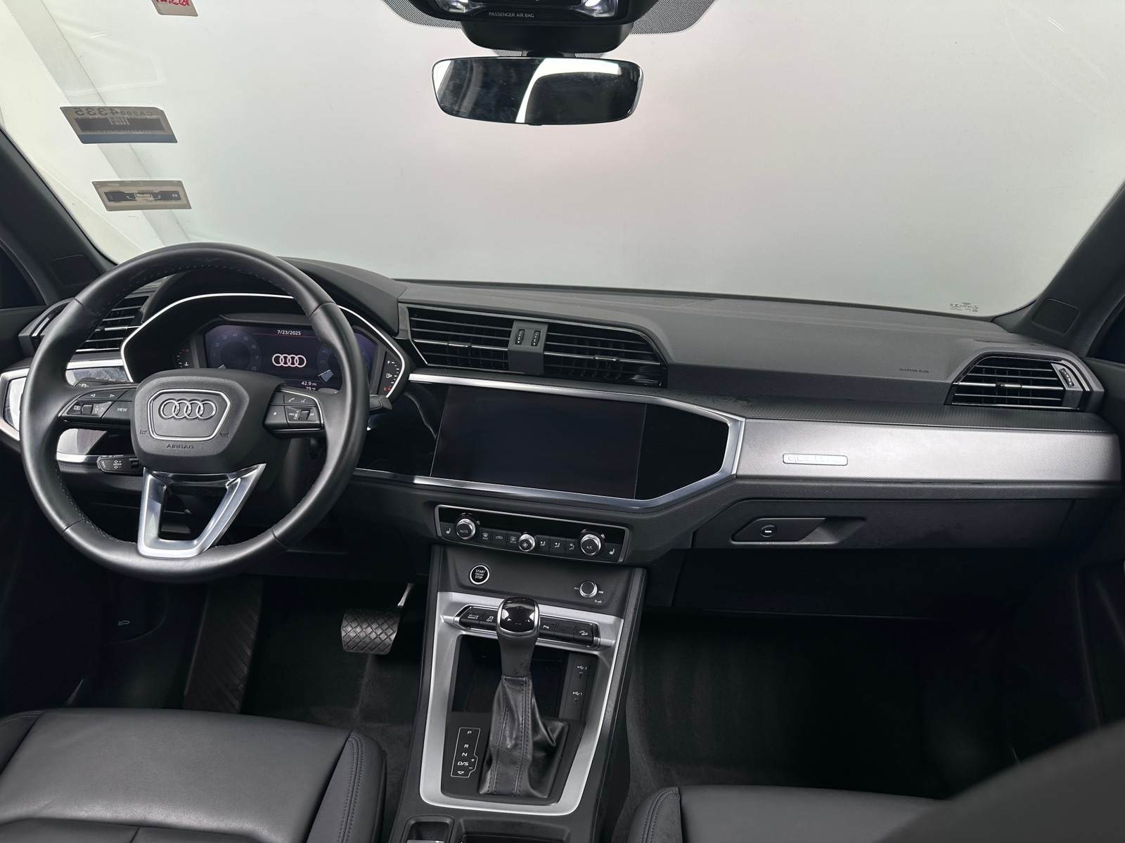 Thumbnail: 2022 Audi Q3 - 2