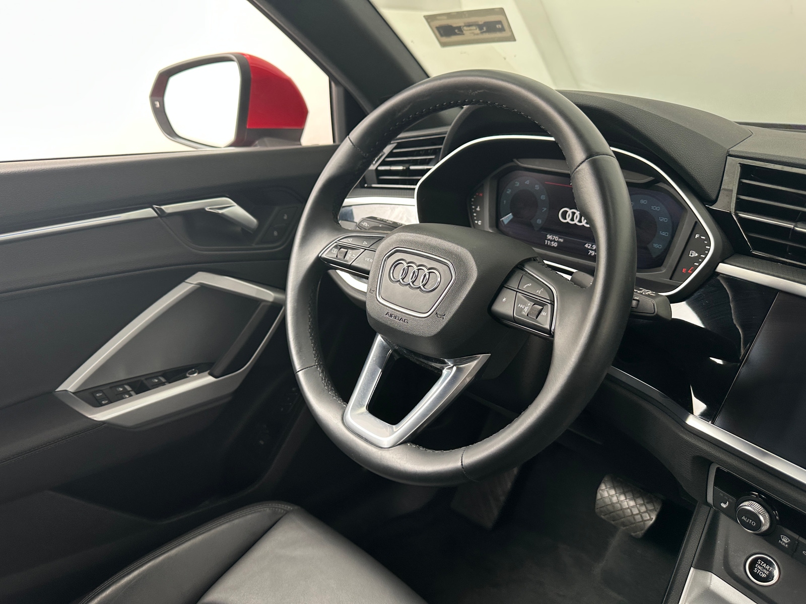 Thumbnail: 2022 Audi Q3 - 4