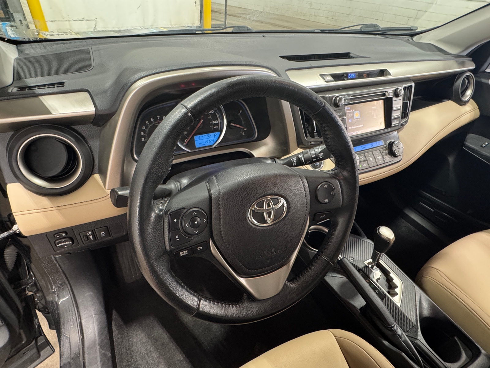 Thumbnail: 2014 Toyota RAV4 - 2