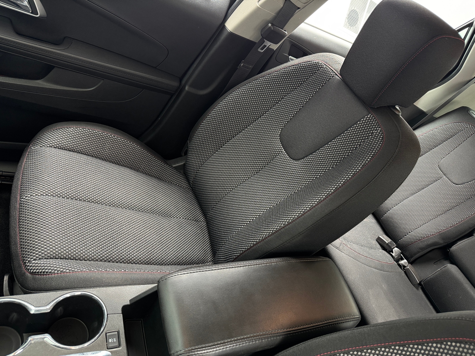 Thumbnail: 2017 Chevrolet Equinox - 2