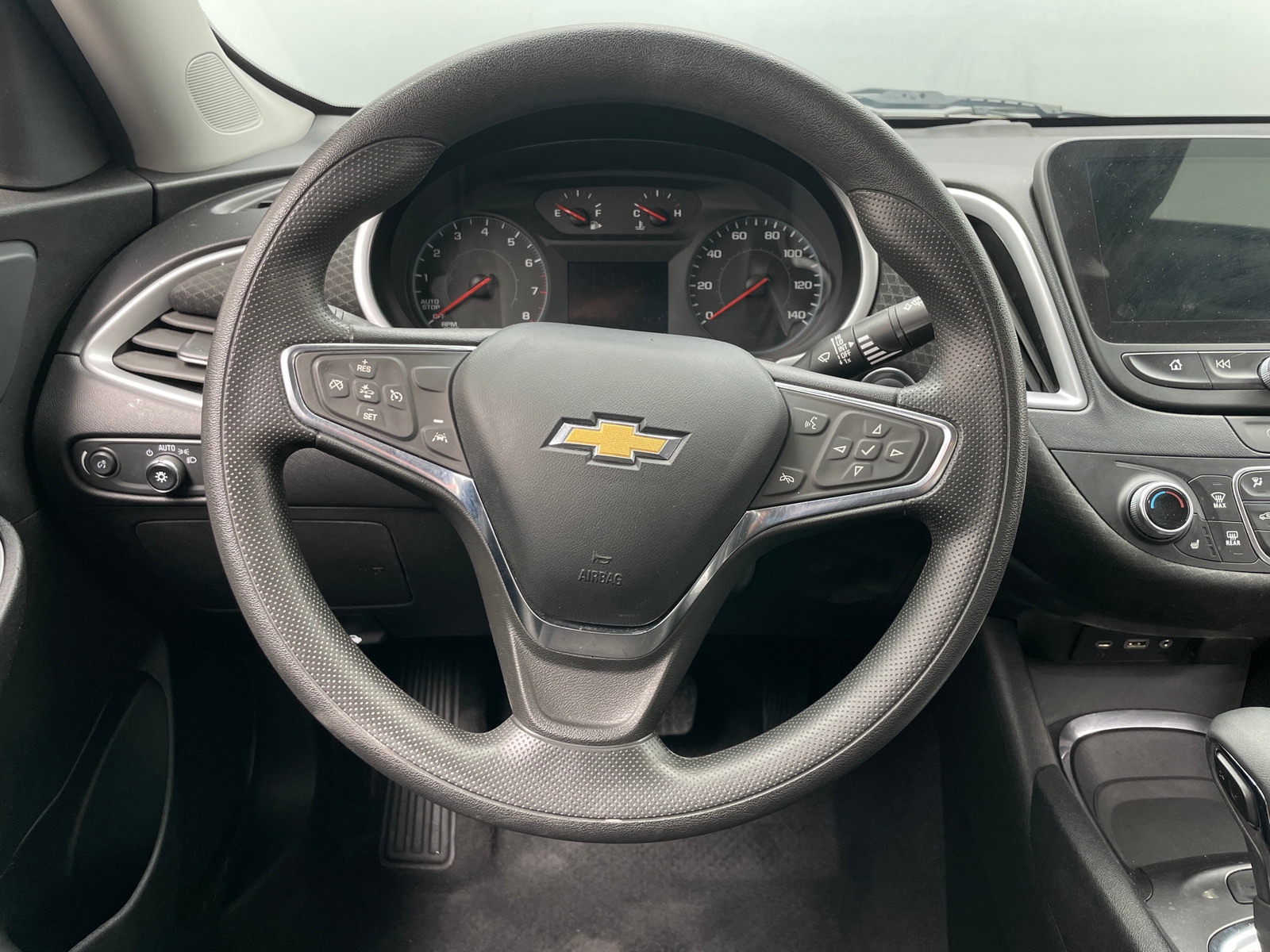Thumbnail: 2023 Chevrolet Malibu - 5