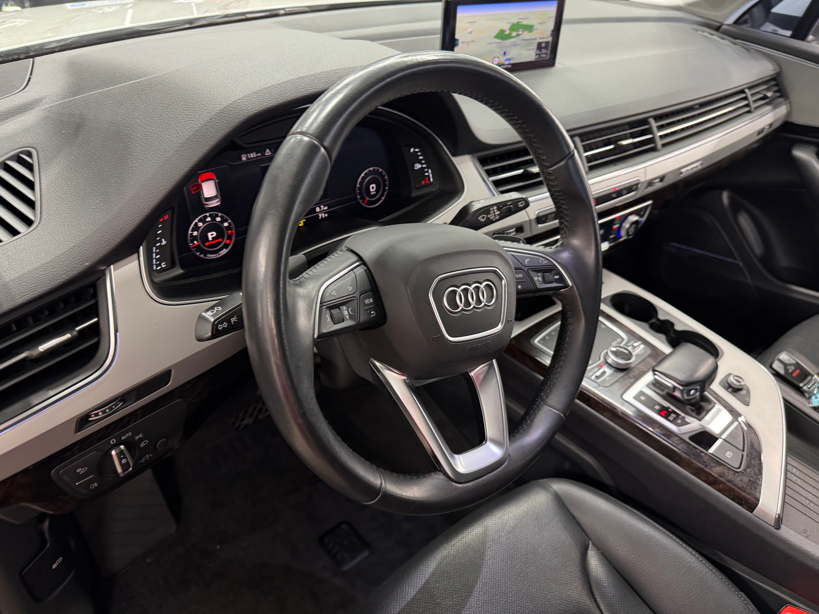 Thumbnail: 2019 Audi Q7 - 2