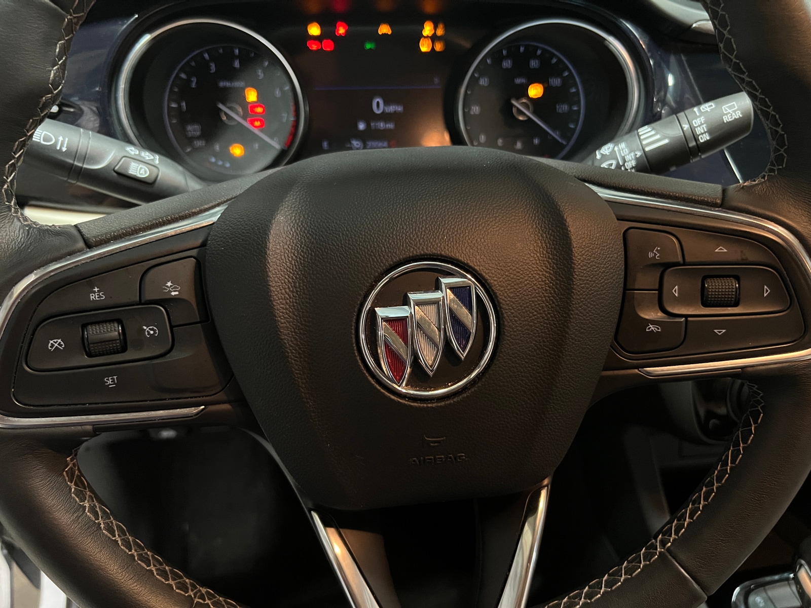 Thumbnail: 2023 Buick Encore GX - 5