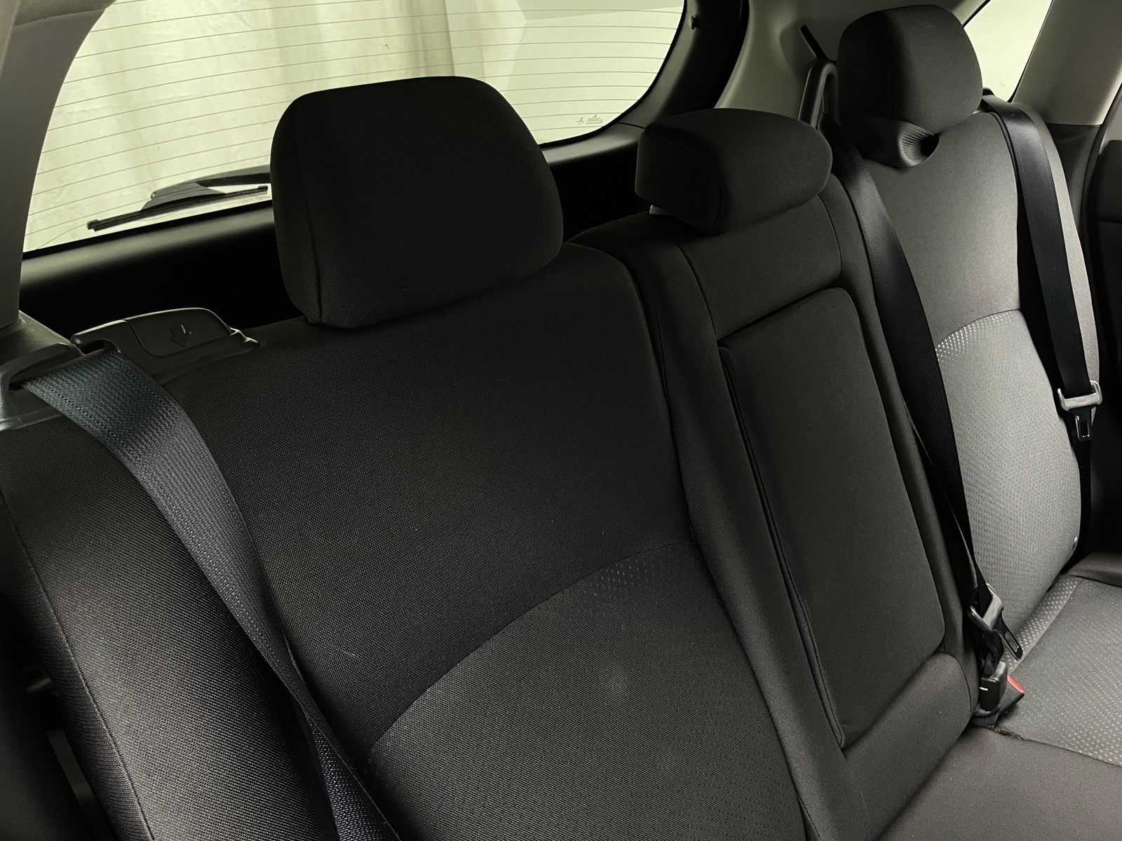 Thumbnail: 2015 Mitsubishi Outlander Sport - 6
