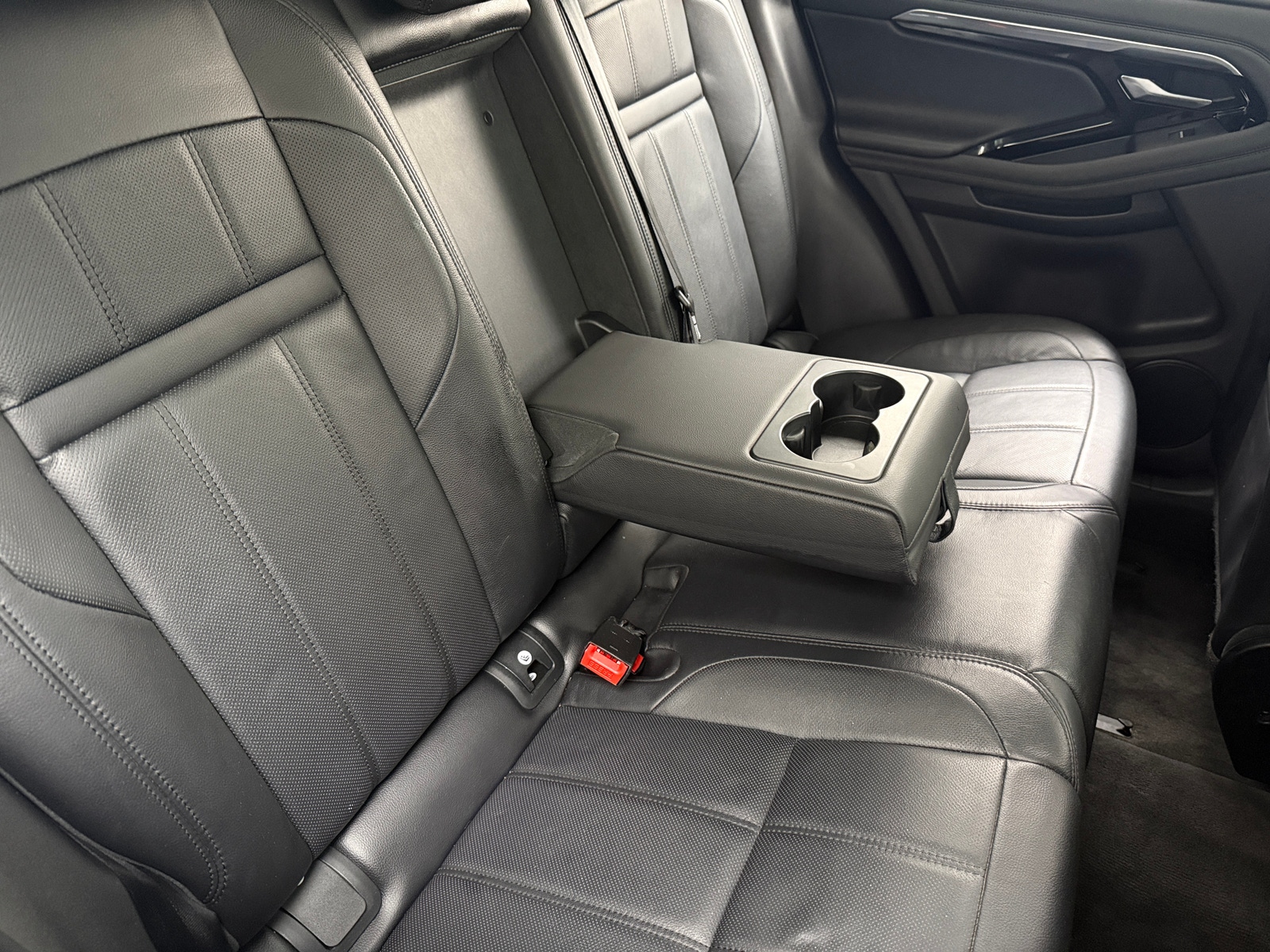 Thumbnail: 2020 Land Rover Range Rover Evoque - 5